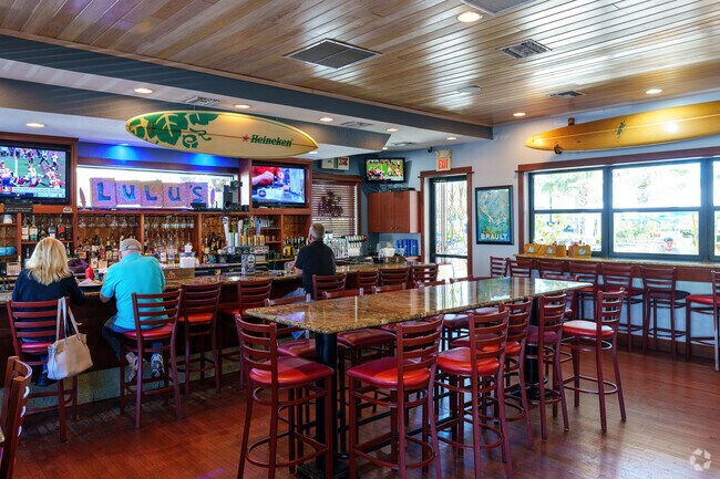 Oak Forest residents enjoy Lulu's Oceanside Grille nearby.