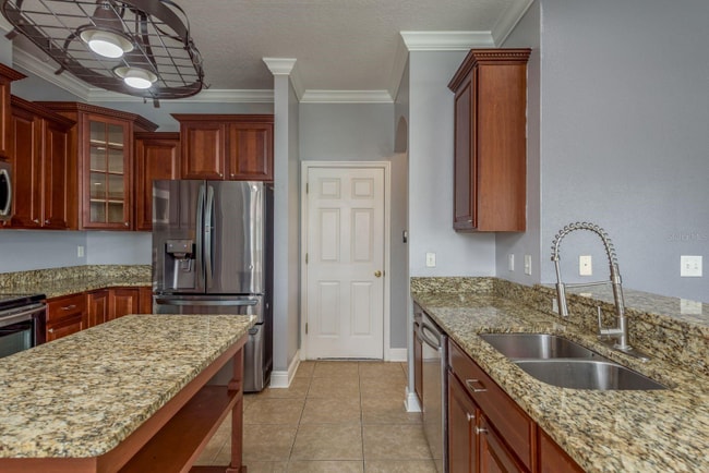 30544 Latourette Dr, Wesley Chapel, FL 33545 - photo 7