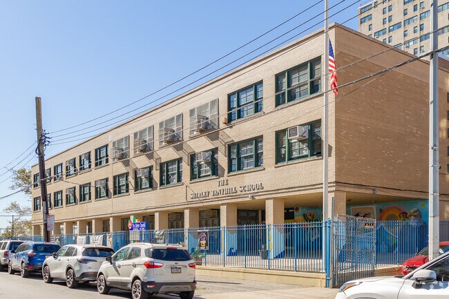 PS 288 Shirley Tanyhill has 548 students in grades PK-8.