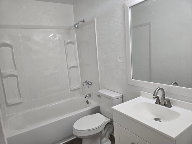 North Loop Apartments, Athens, TX 75752 - photo 4