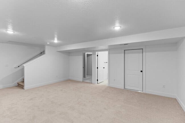 81 S Lunar Way, Mapleton, UT 84664 - photo 5