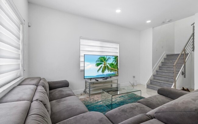 2008 SW 102nd Terrace, Miramar, FL 33025 - photo 2