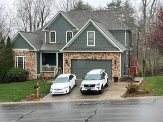 12 Stone House Rd, Arden, NC 28704