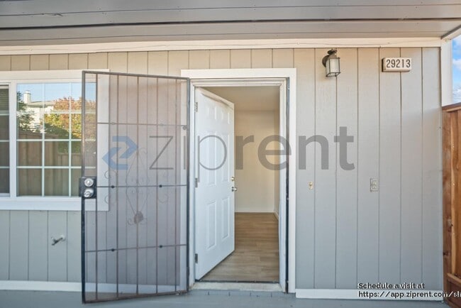 29213 Dixon St, Hayward, CA 94544 - photo 6