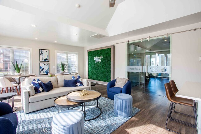 Orchard Village, Aurora, IL 60506 - photo 2