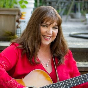 LISANNE DICKENSON