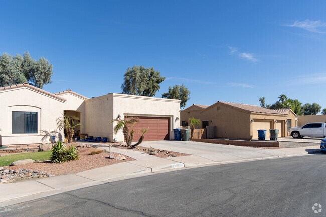 Picacho Village is full of quiet residential streets.