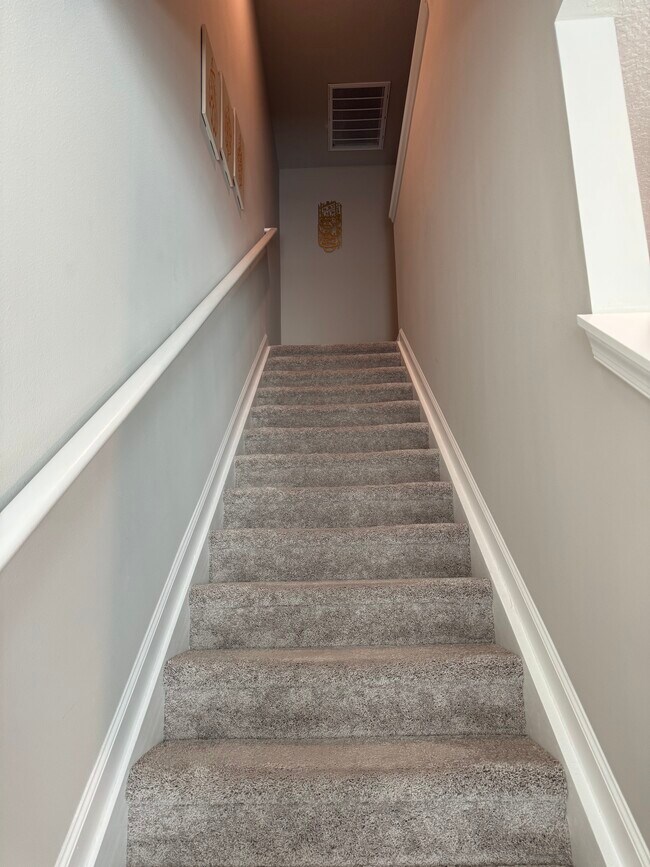 5649 Mentmore Dr, Mangonia Park, FL 33407 - photo 7