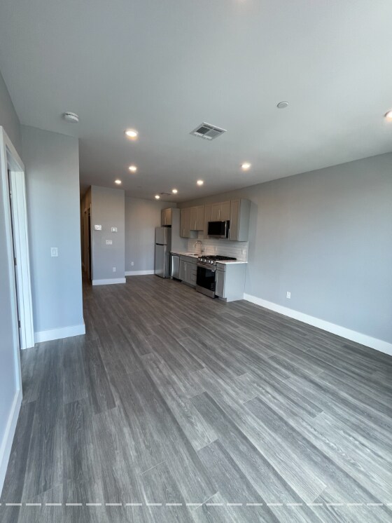 370 Western Ave unit 3-1, Boston, MA 02135 - photo 5