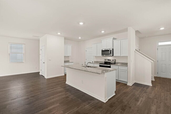 888 Lytham Dr unit 36204507, Aiken, SC 29801 - photo 4