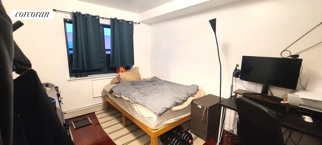 34-30 10th St, Astoria, NY 11106 - photo 3