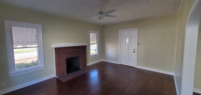 1934 Mckinley Ave unit A, San Antonio, TX 78210 - photo 4