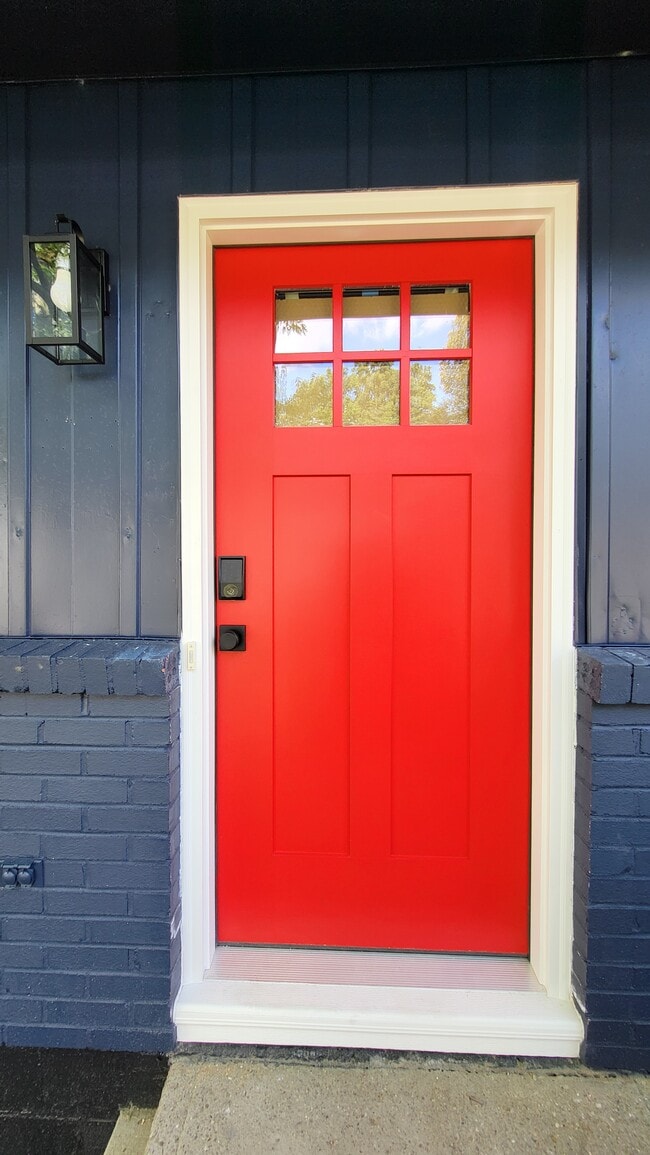 4791 Bourke Rd, Columbus, OH 43229 - photo 3