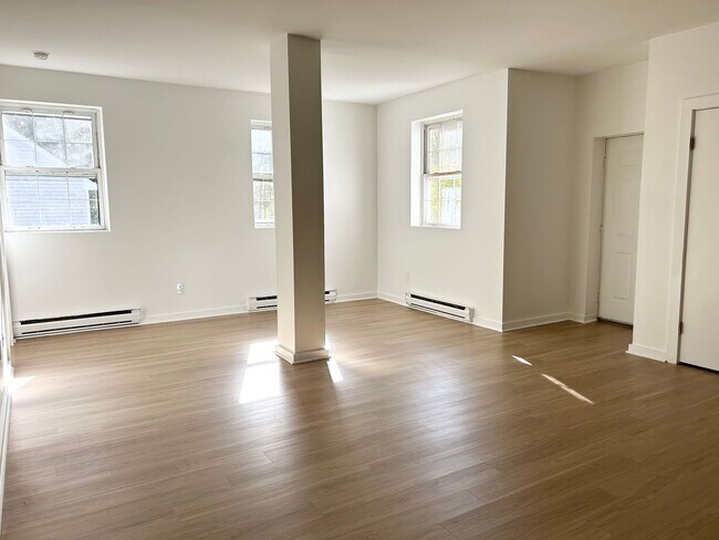 Discover Peaceful Living at Black Creek Apartments, Highland, NY 12528 - photo 6