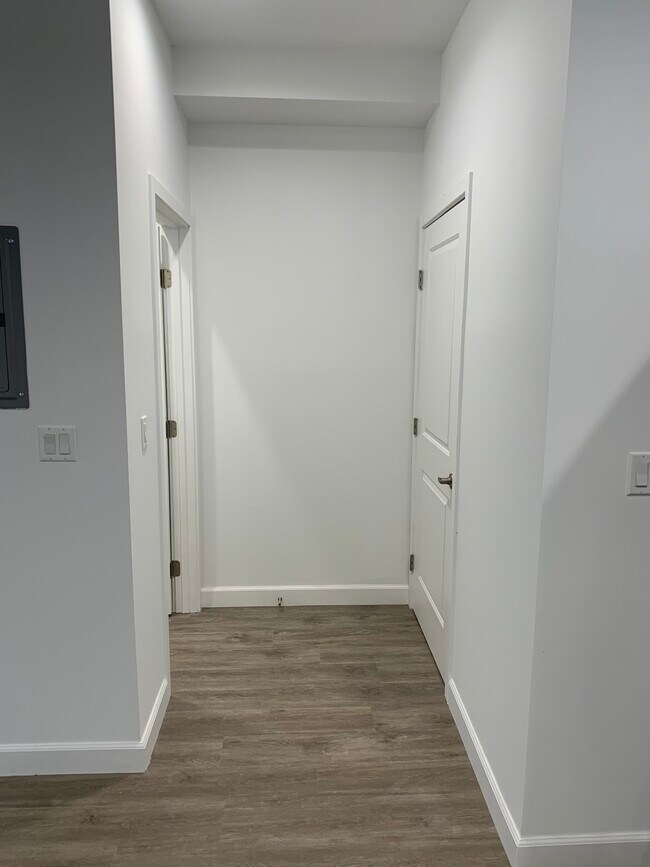 14727 Friar St unit 4, Van Nuys, CA 91411 - photo 6