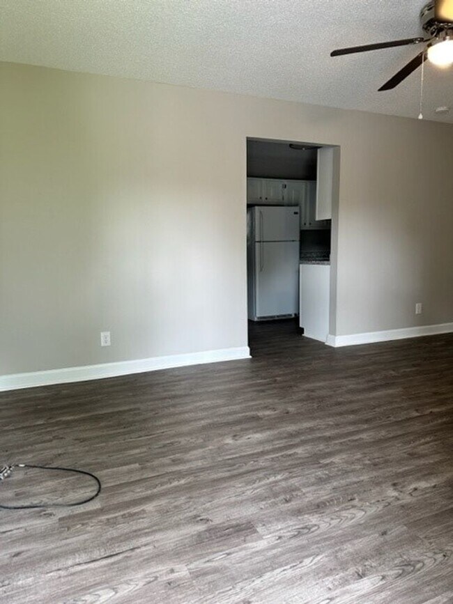 216 Colonial Heights Rd unit 15, Kingsport, TN 37663 - photo 3