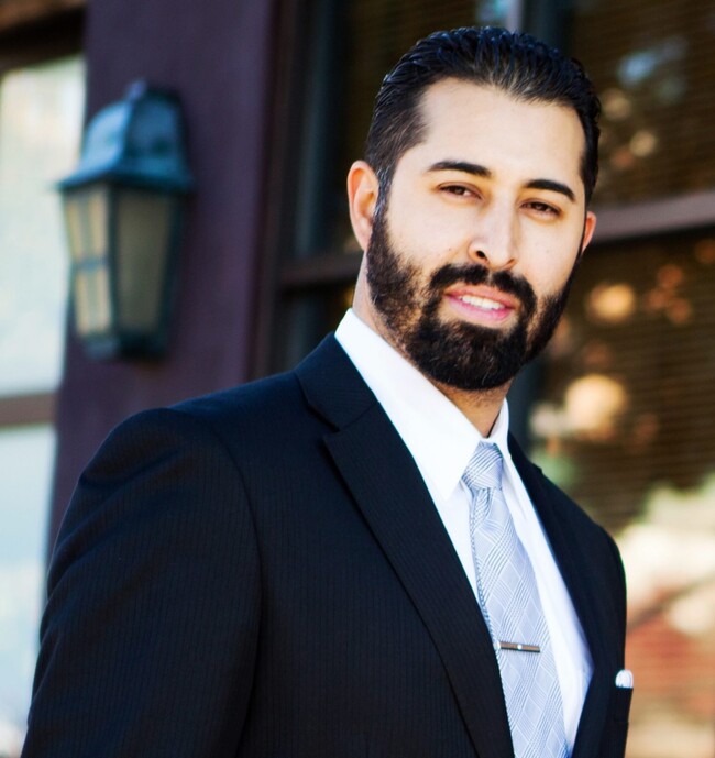 Agent Photo