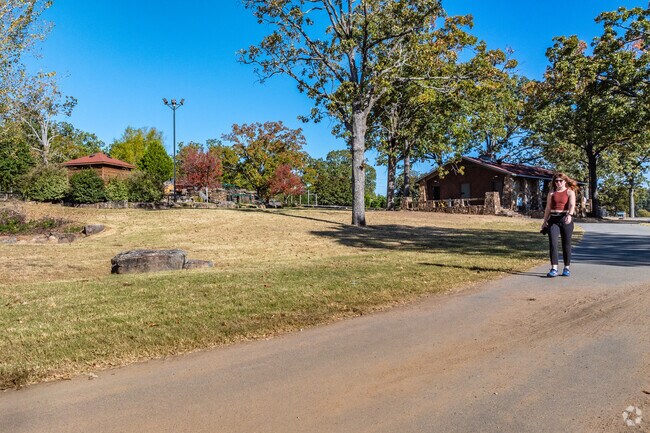 War Memorial Park is a large green space with many places to play.