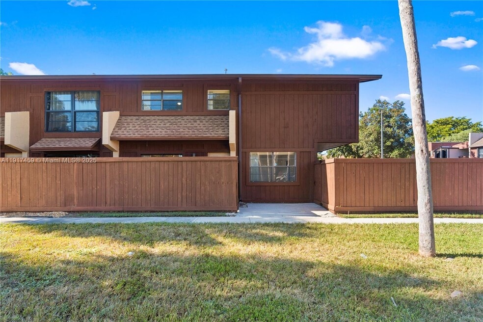 6241 SW 116th Place, Miami, FL 33173 - photo 1