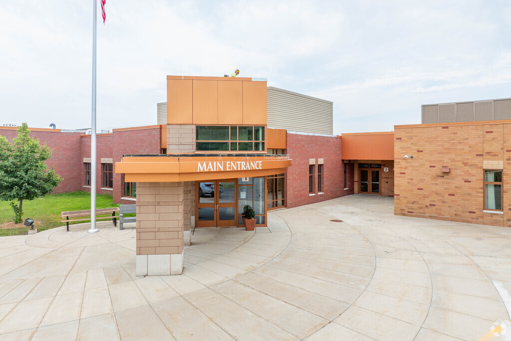 Clover Ridge Elementary in Chaska's student population is evenly split between female and male.