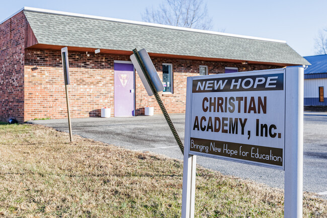 New Hope Christian Academy receives an A- rating on Niche.