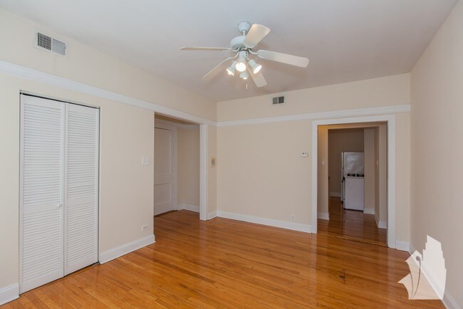 859 W Cornelia Ave unit 857-3S, Chicago, IL 60657 - photo 3