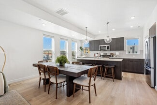 1106 S Redwood Dr, Salt Lake City, UT 84104