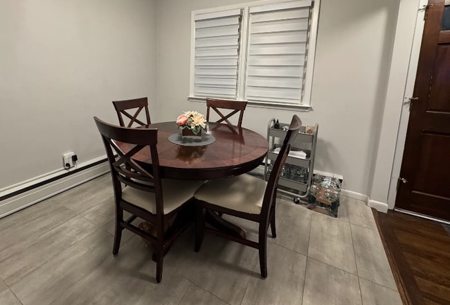 80 Hickory Rd unit 1, Port Washington, NY 11050 - photo 3