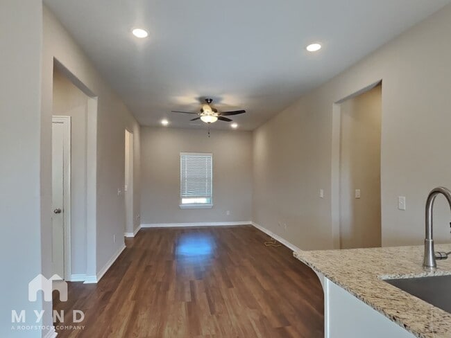 421 Citation St, Centerton, AR 72719 - photo 4