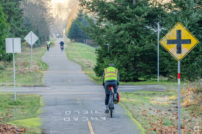 The CHehalis Western Trail is a great way to get around the Lacey area.