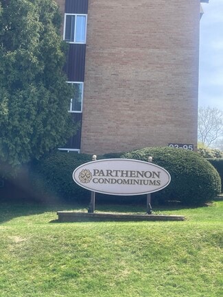 89 Clinic Dr Unit Parthenon Condominium, New Britain, CT 06051