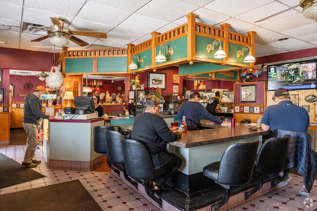 Bedford locals often find themselves at The Coffee Cup for  breakfast and lunch.