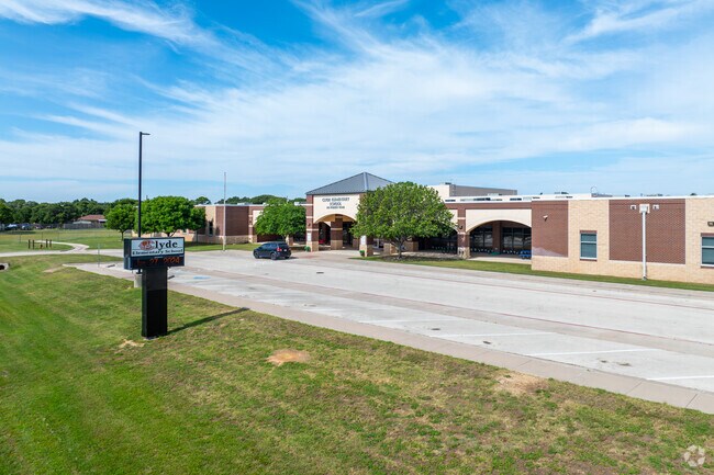 Clyde Elementary School