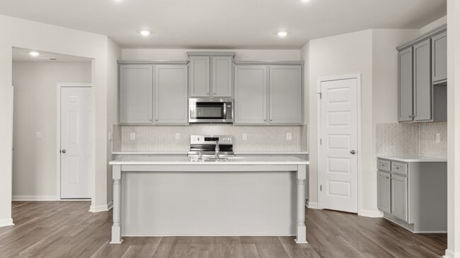 912 Stow Ln, Monroe, GA 30655 - photo 2