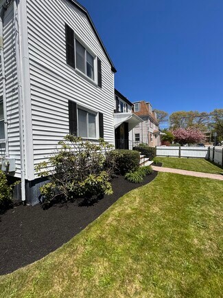 50 Ridgeview Ave Unit 50 Ridgeview Ave  Apt 1, Boston, MA 02126