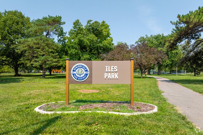 Iles Park is maintained by the Springfield Parks District.