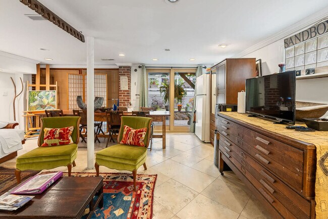 1023 Crawford St unit ID1225518P, North Charleston, SC 29405 - photo 3