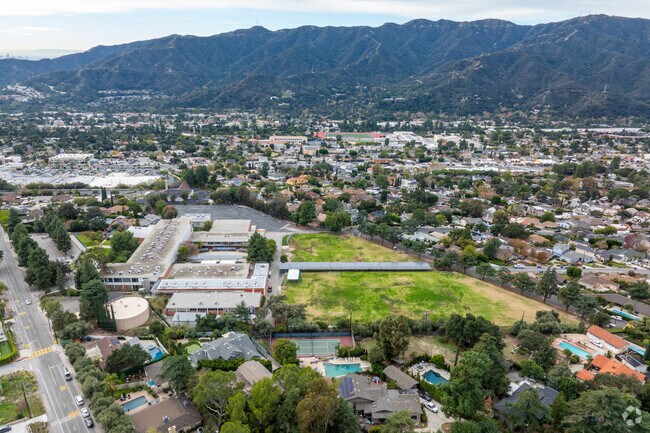 Rosemont Middle School has a beautiful view of the surrounding mountains.