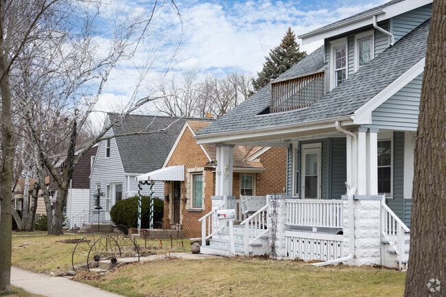 Fernwood residents  enjoy varied home styles in Fernwood.