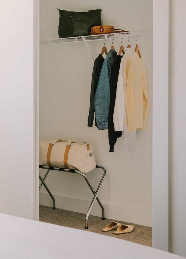 925 Common St unit ID1267820P, New Orleans, LA 70112 - photo 6