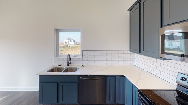 0 Natures Crossing - Nature's Crossing St unit 36497112, Cortland, IL - photo 4