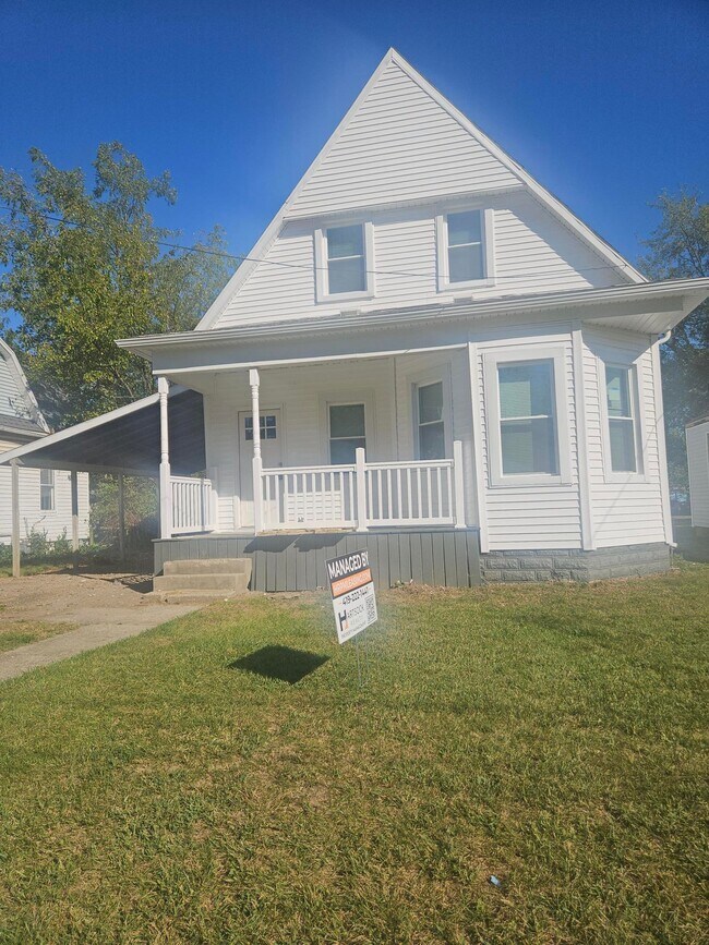 915 E Albert St, Lima, OH 45804