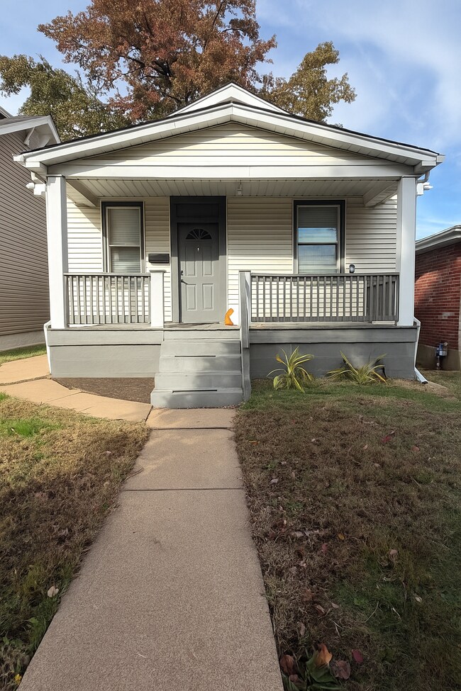 5717 Lansdowne Ave, Saint Louis, MO 63109