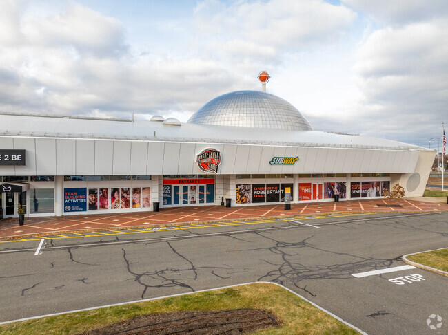 The Naismith Basketball Hall of Fame, near Old Hill, is an American history museum.