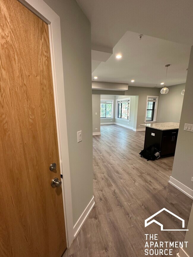 1002 Crain St unit 3, Evanston, IL 60202 - photo 7