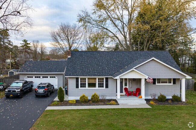 Cozy ranch homes in northern Moreau are nestled in loose grids and quiet cul-de-sacs.