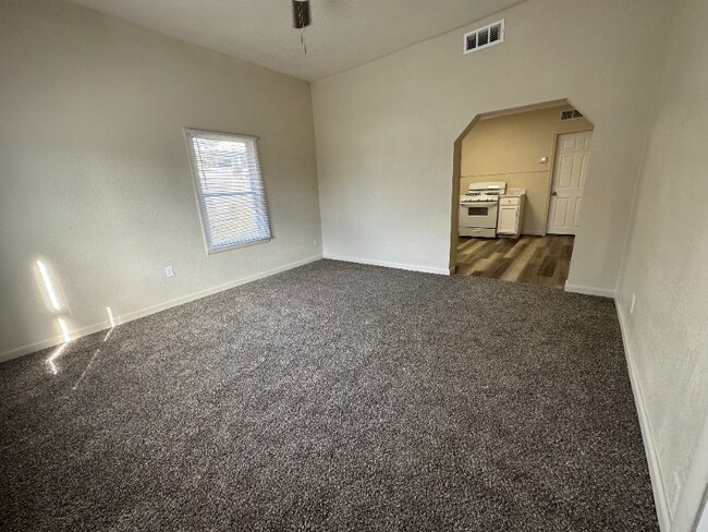 921 Main St unit A, Belton, MO 64012 - photo 4
