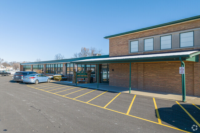 Lisbon Grade School is located in the Lisbon neighborhood at 127 S. Canal St. in Newark, IL.