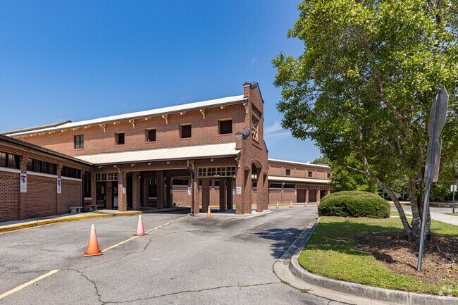 Garden City Elementary School is a public school located in Garden City, Georgia.