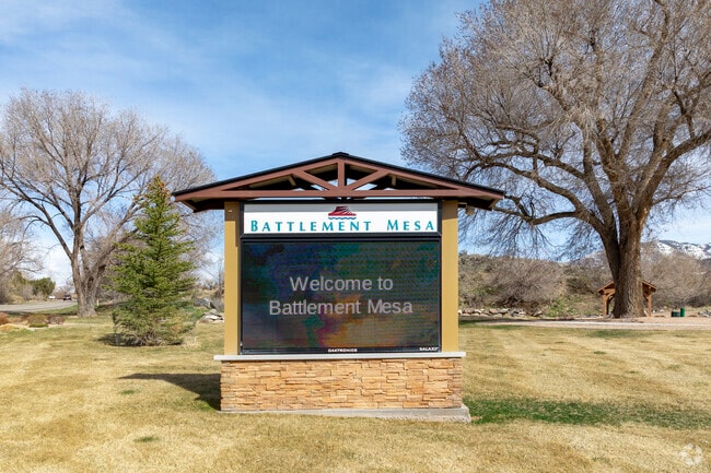Turkey Trail Park winds through the heart of Battlement Mesa with scenic paths, shaded rest spots, and wildlife sightings along the way. It’s a perfect blend of peaceful nature and neighborhood charm for walkers, joggers, and explorers alike.
